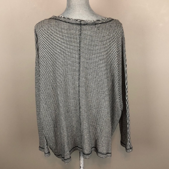 Oddy M/L Black & White Stripe Fringe Front Long Sleeve Sweater Medium/ Large - Picture 6 of 8